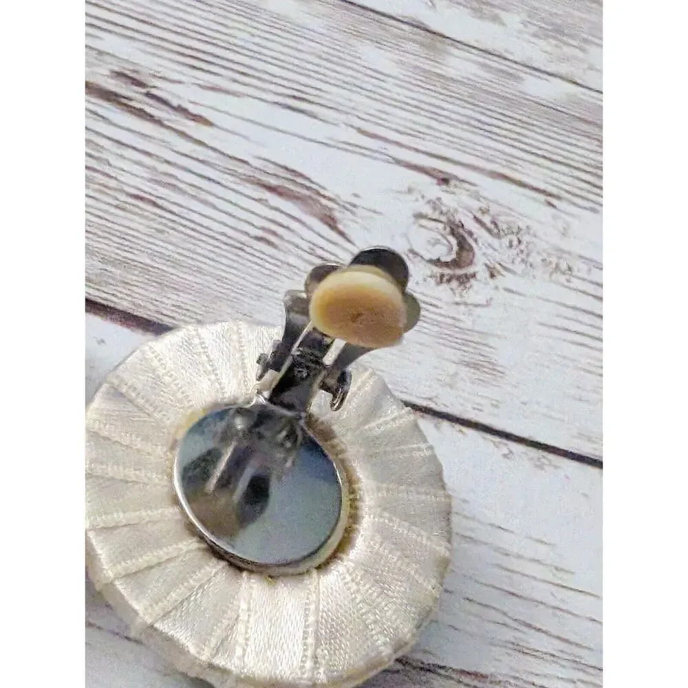 Vintage Clip On Earrings - Unusual Cream 3D Statement Earrings 1.5